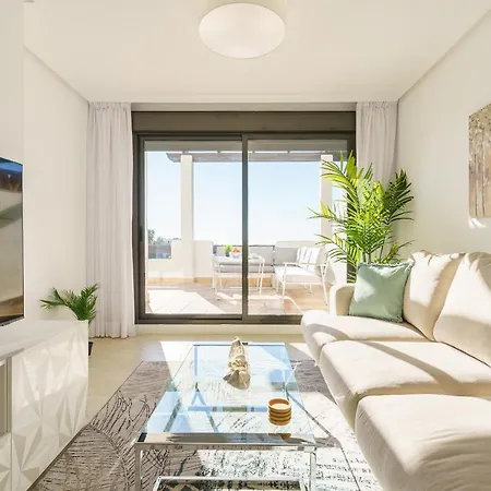 La Resina Golf With Pool Apartment Estepona